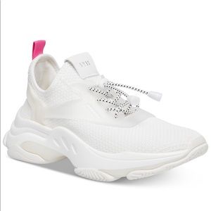 Steve Madden Sneakers